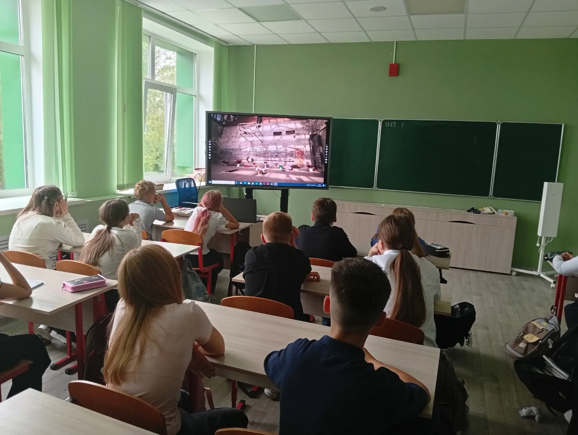 🕯 3 сентября — День солидарности в борьбе с терроризмом. Мы помним.