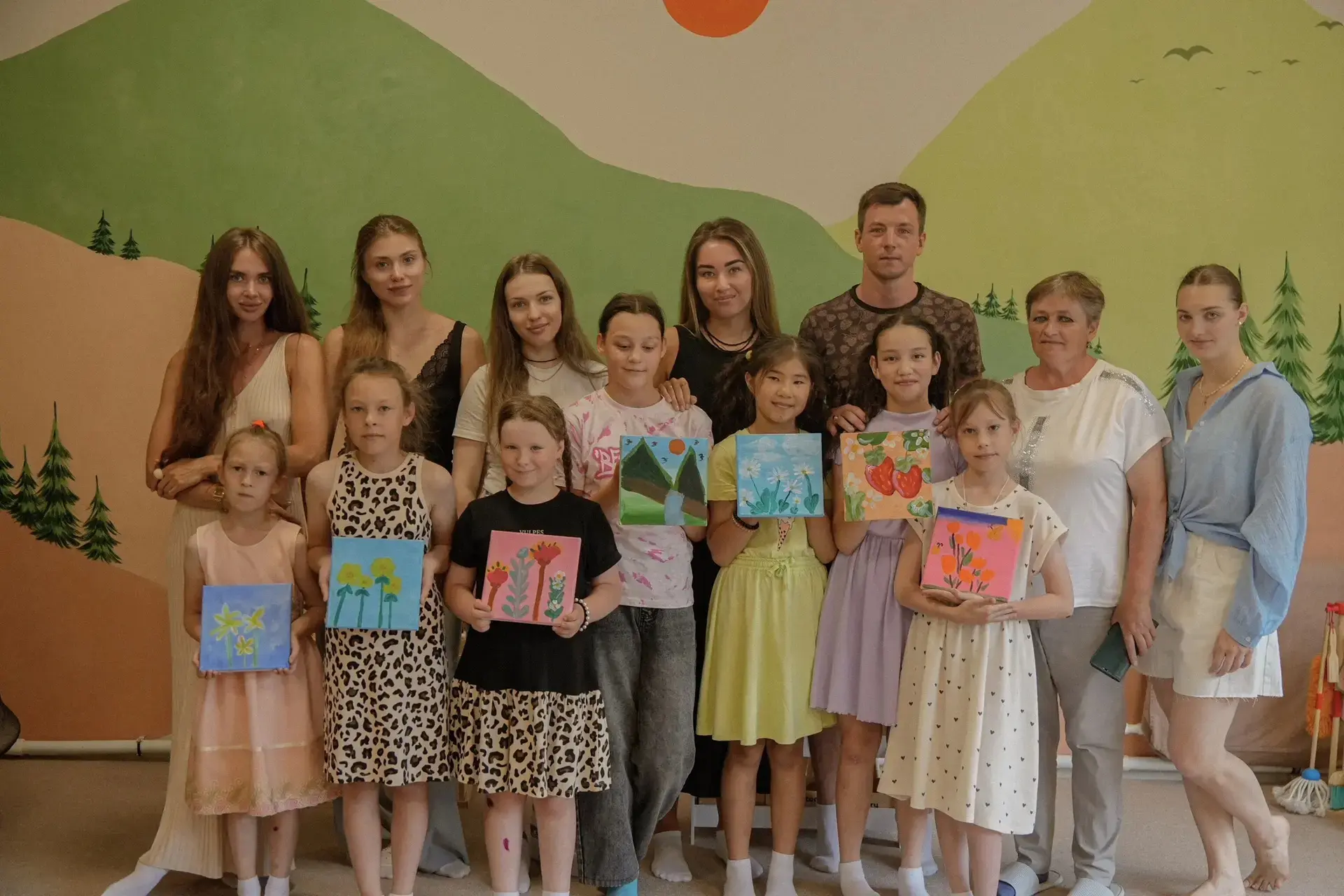 День красоты, вкуса и творчества! 🎨✨

Сегодня наши девочки окунулись в настоящую сказку!

Началось 