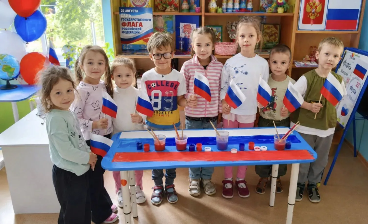 🇷🇺 Когда триколор оживает в руках!