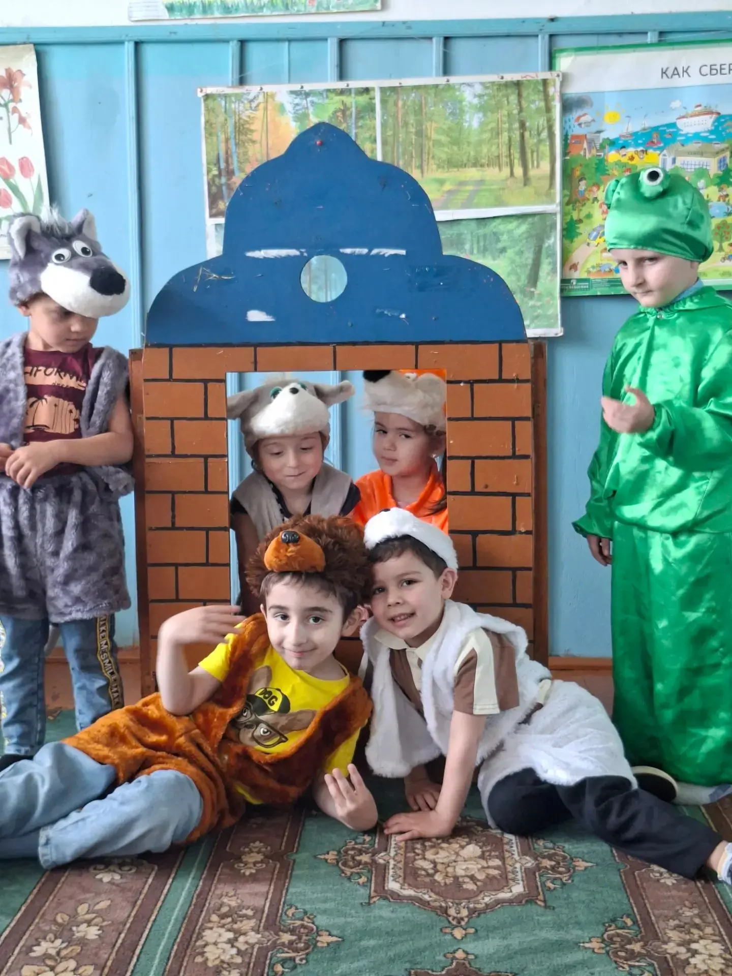 Сказка "Теремок" в исполнении детей 
Дорогие друзья! 
Сегодня мы рады поделиться с вами удивительным