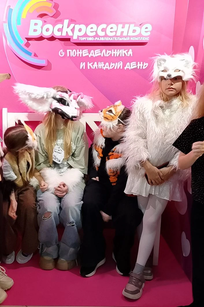 🎭Новогоднее шоу студии «Фабрикария»🎄  ❄️«Говорят под новый год, что не пожелается, все всегда произо