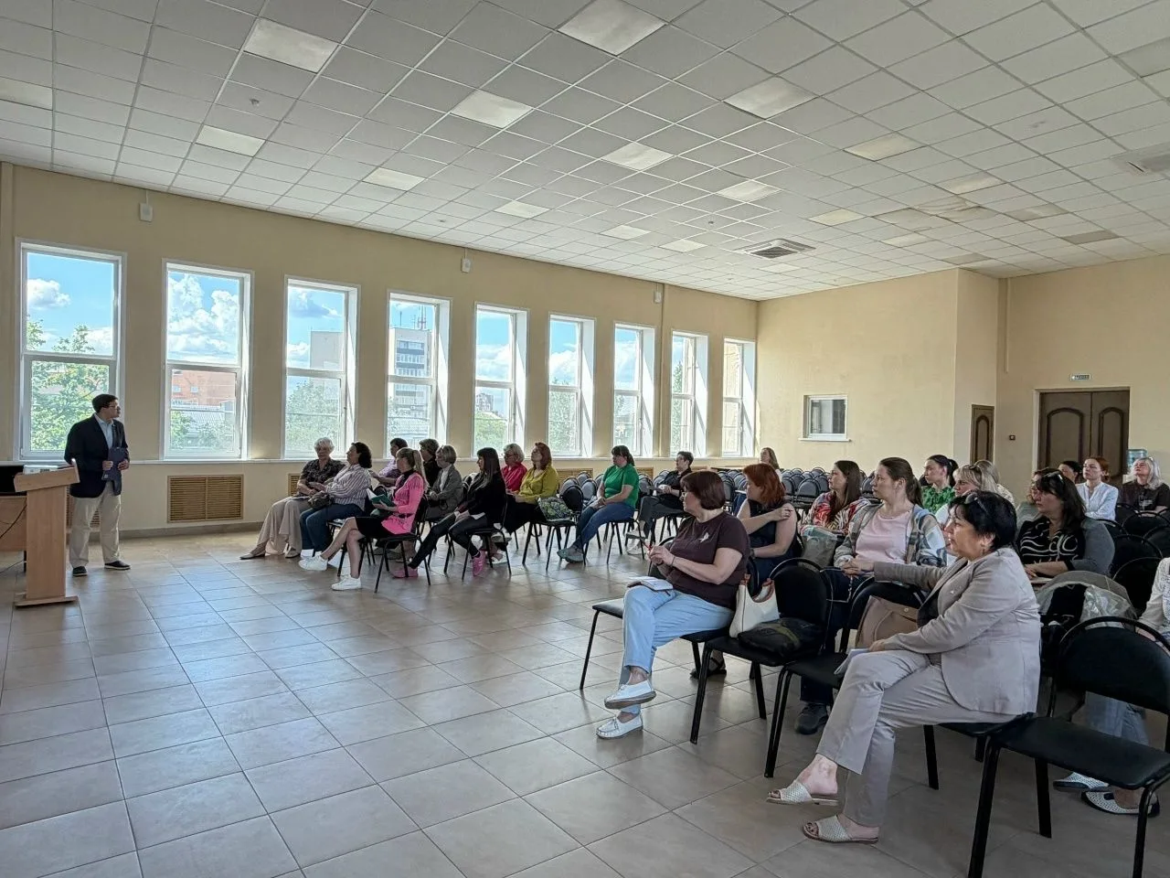 Профактиву Центрального района Воронежа рассказали об изменениях в макетах коллективных договоров
Се