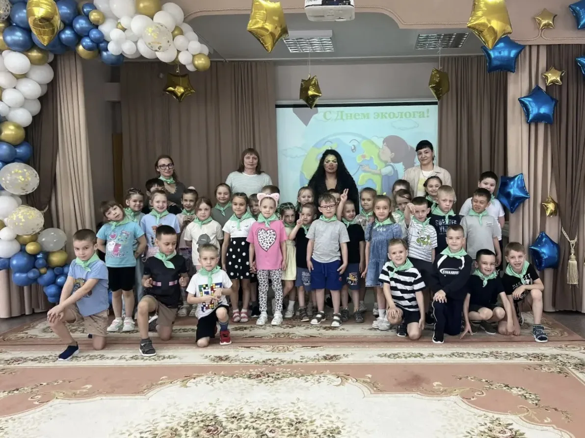 🌿 Сегодня ребята старшей и подготовительных групп отправились в увлекательное интеллек...