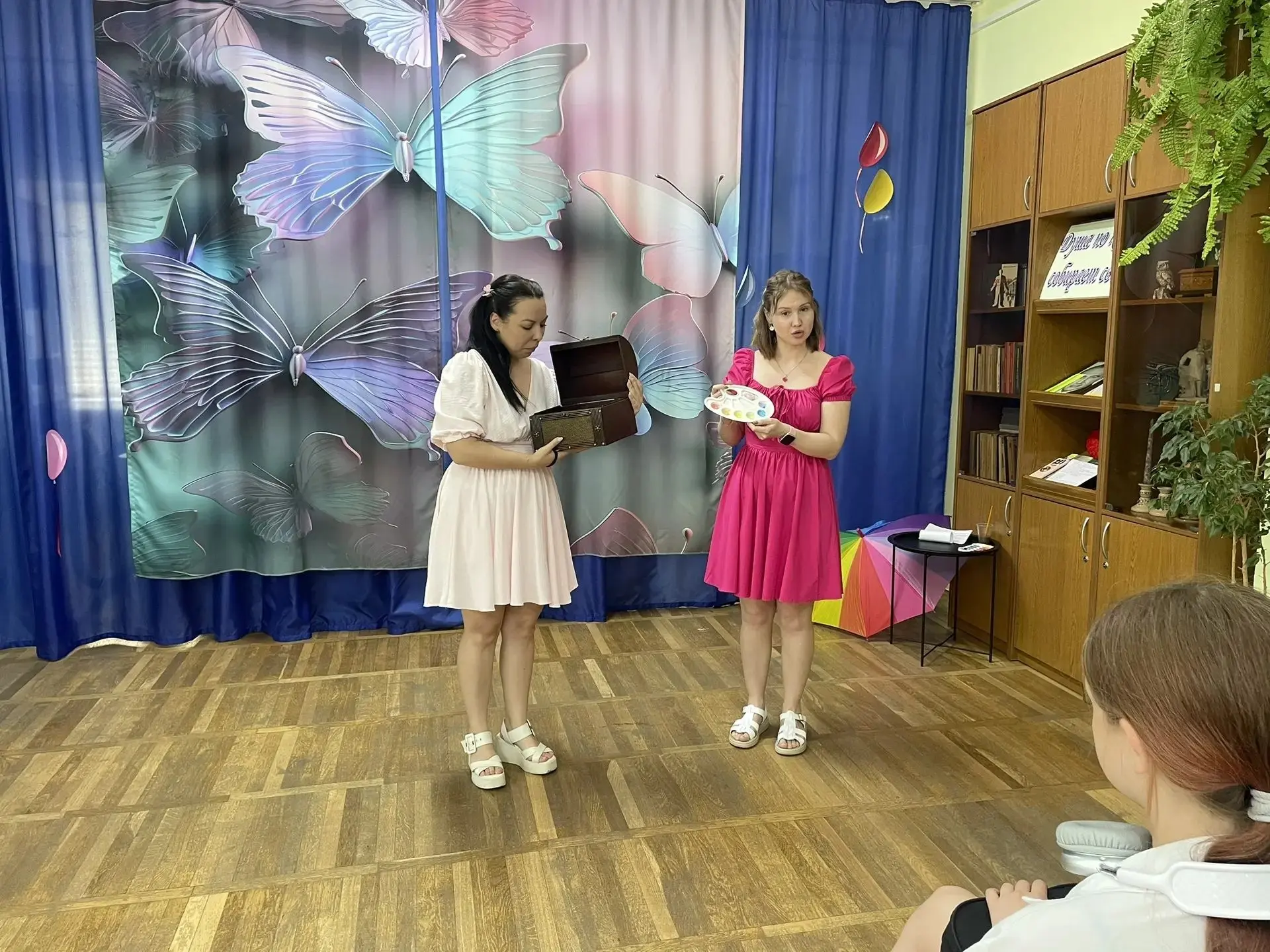 Игровой фейерверк «Почитаем, поиграем, отдохнём – время с пользой проведём»
 
15 июня 2026 года в це