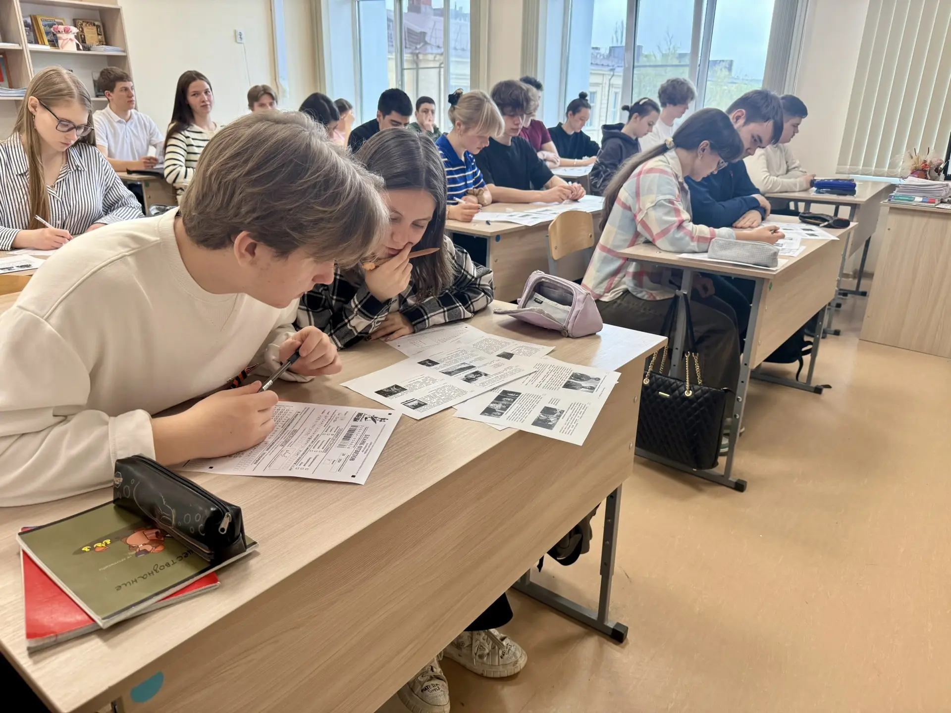 🇷🇺 «Диктант Победы» — общая память поколений 🇷🇺  24 апреля ученики нашей школы вместе с учителями и 
