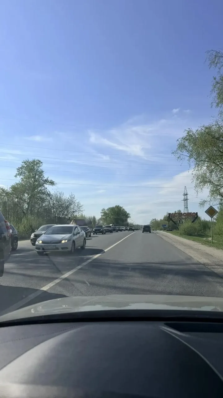 В сторону Казани образуется пробка! Дачники рванули!