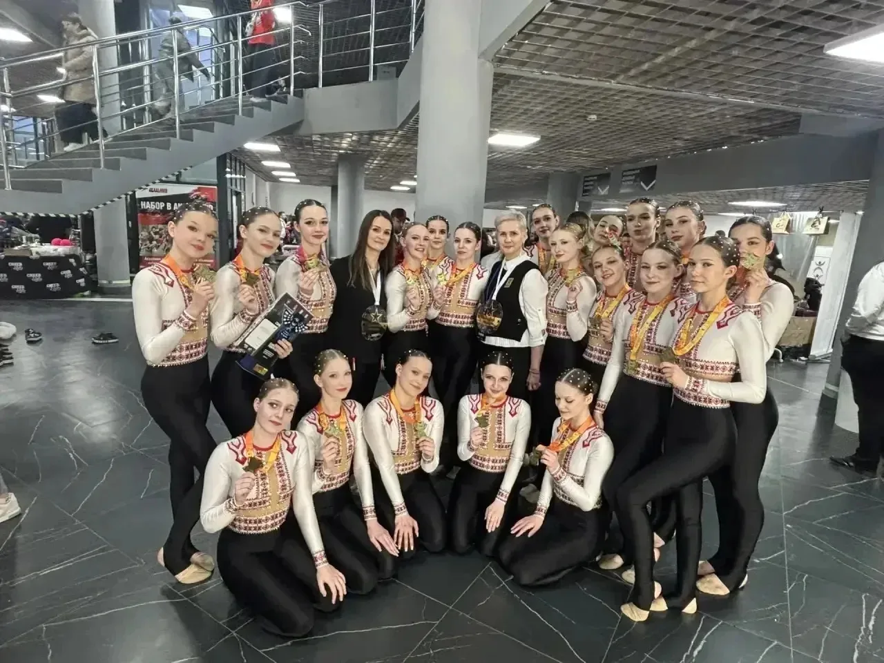 🌟 Наши победы 🌟  Поздравляем ученицу  9 «Б» класса  Агафонову Софию с яркими  достижениями в  чир‑сп