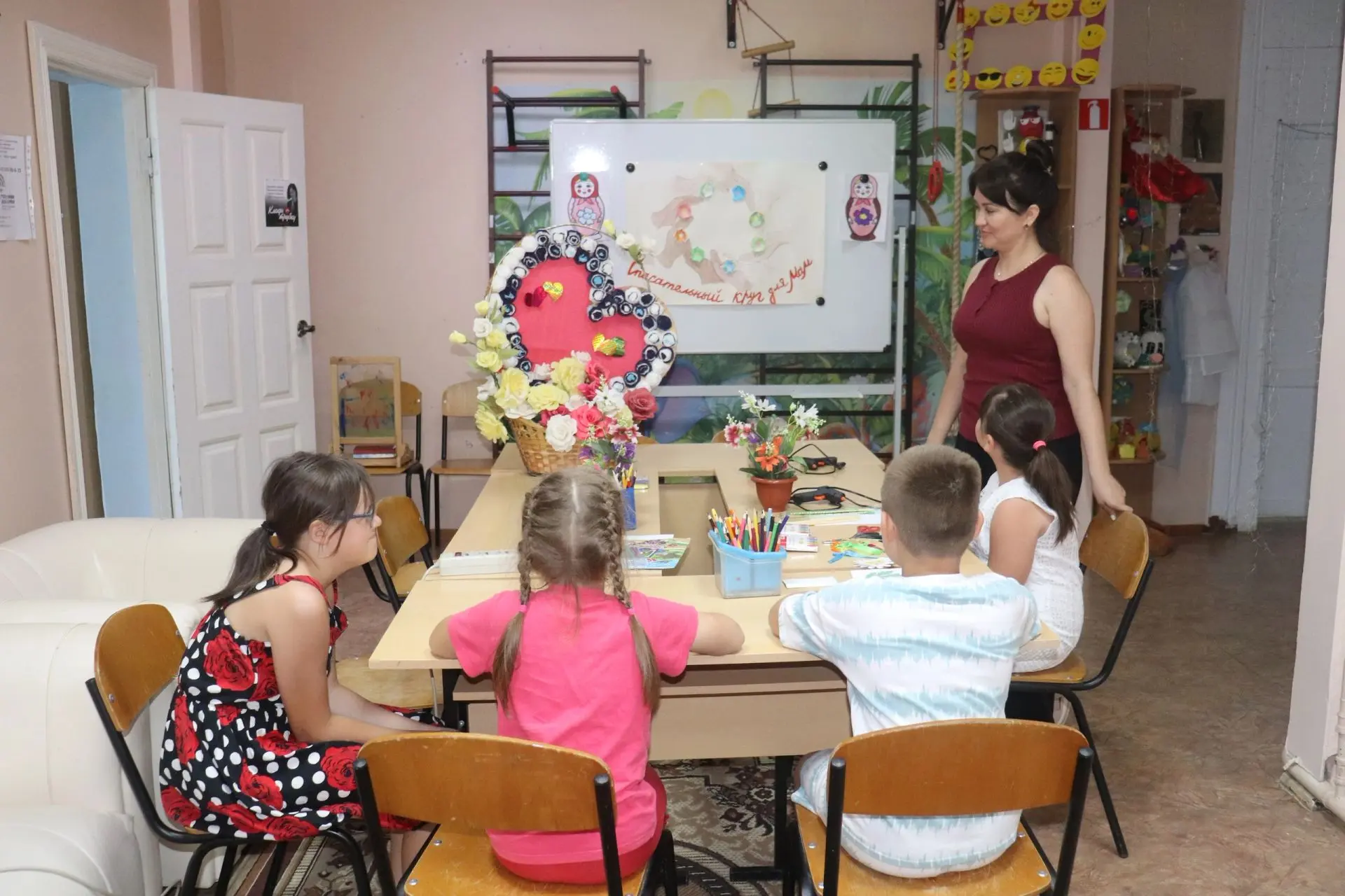 В отделении по работе с семьей и детьми прошел мастер-класс ко дню семьи, любви и верности!
 В день 