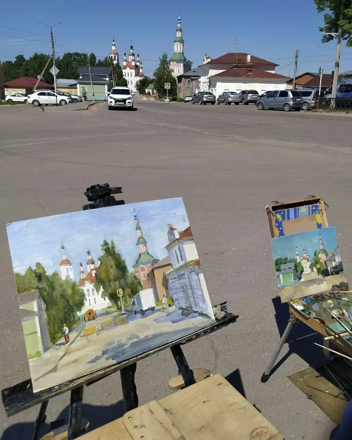 👀 Подсмотрим, чем занимаются в художественном училище