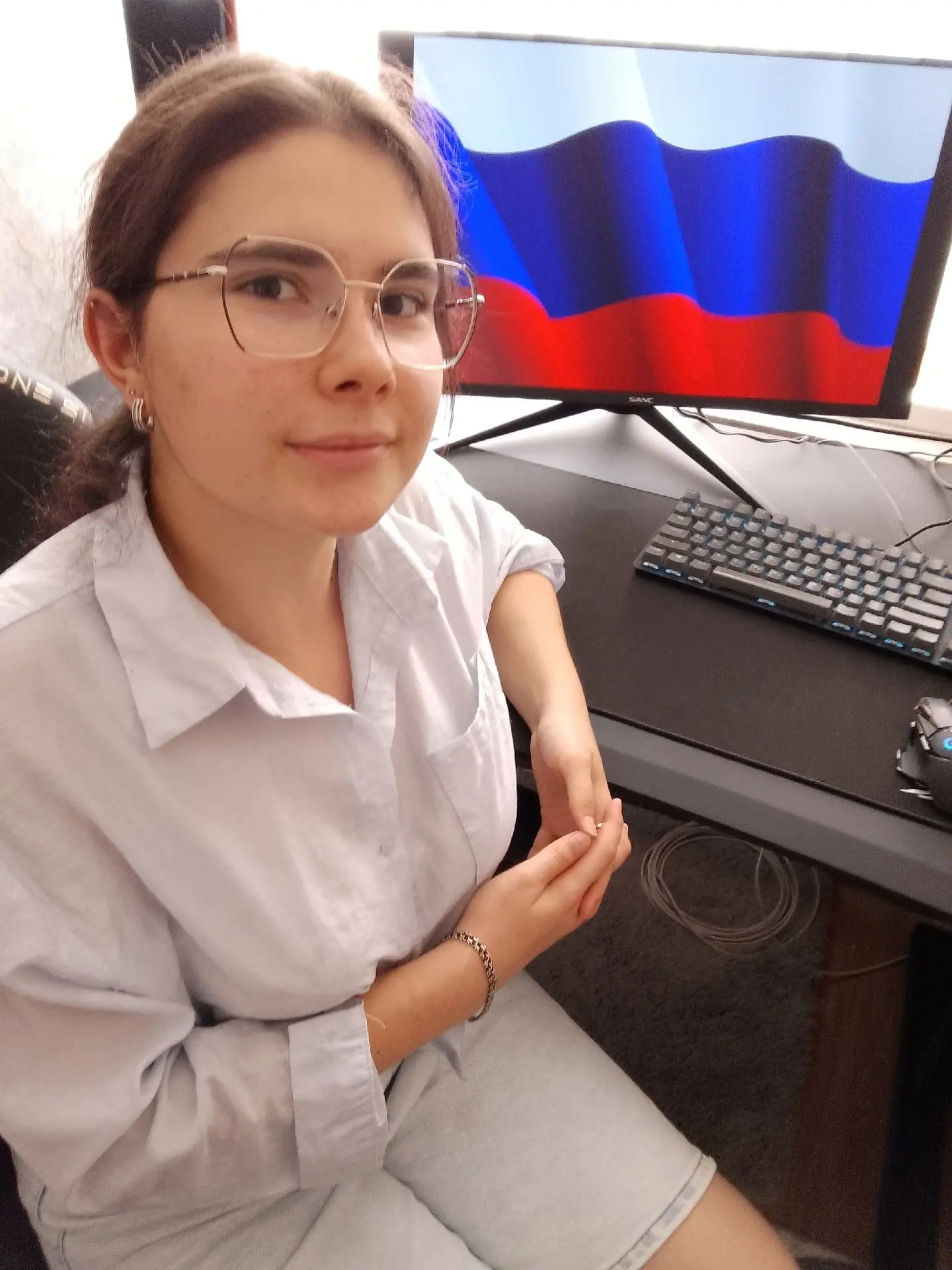 Студентка группы У3А педагогического отделения Дроздова Анна поздравляет всех с Днём Фл...
