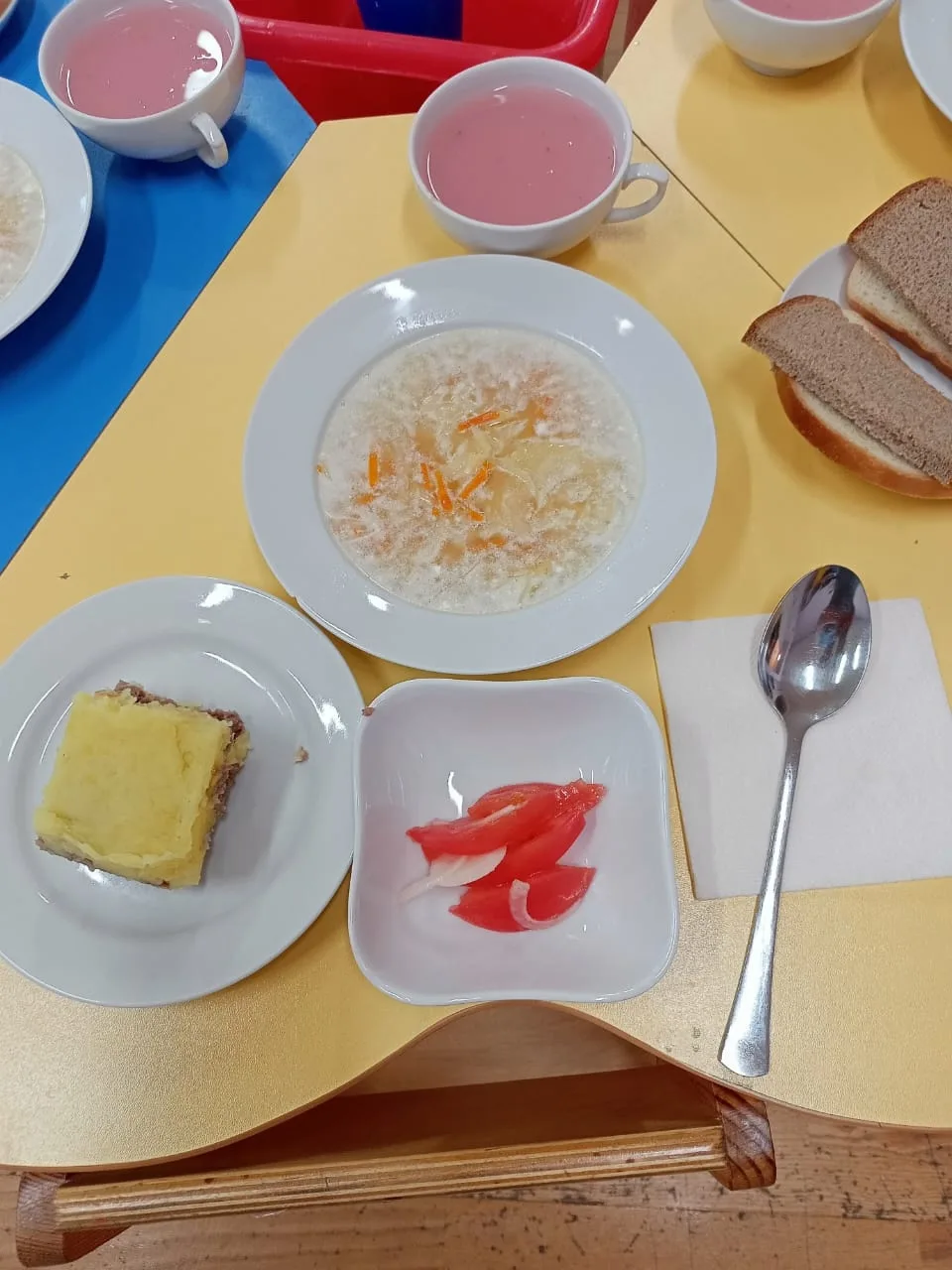 ☕Кисель – любимый десерт и невероятно полезный продукт. Его история началась тысячелетия назад, но о
