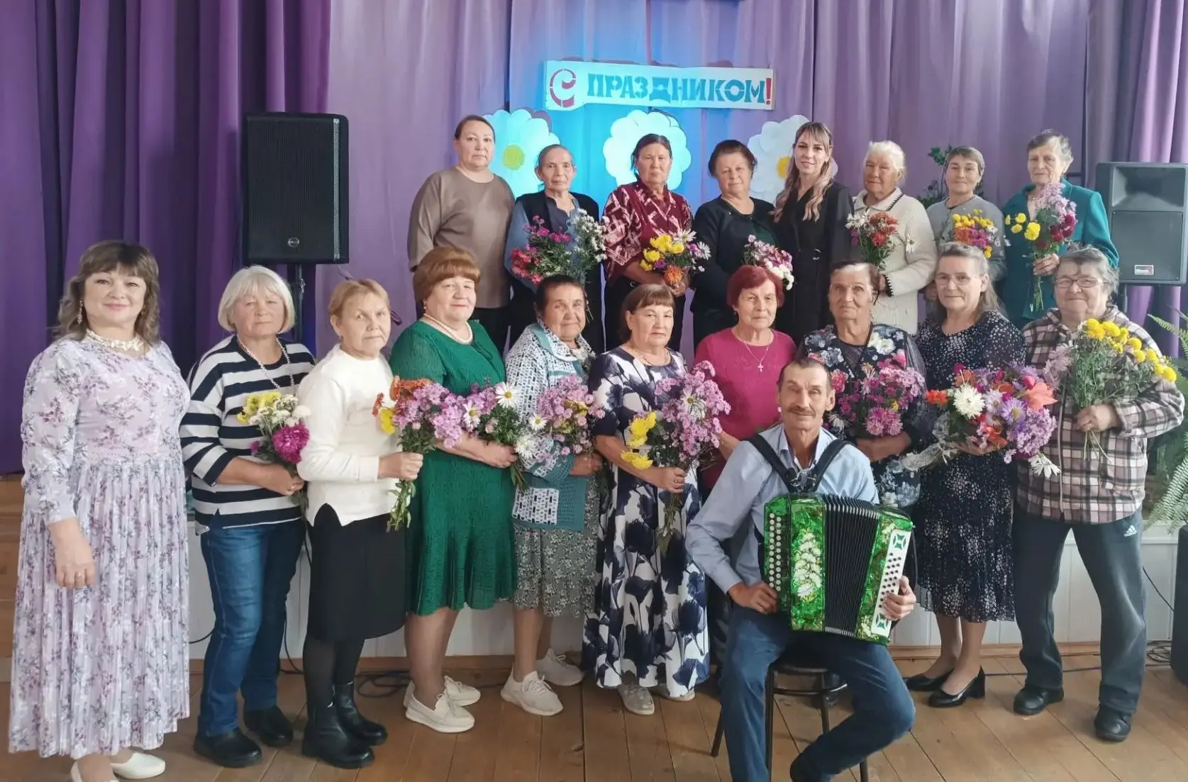 Сотрудники Аттиковского сельского Дома культуры и сельской библиотеки в рамках республи...