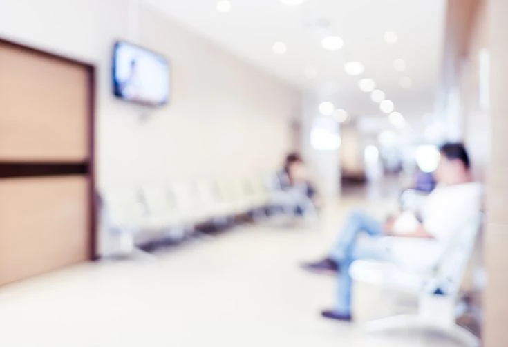 🏥 Новые правила платной медицины с 1 сентября: договоры онлайн, предупреждения в контр...