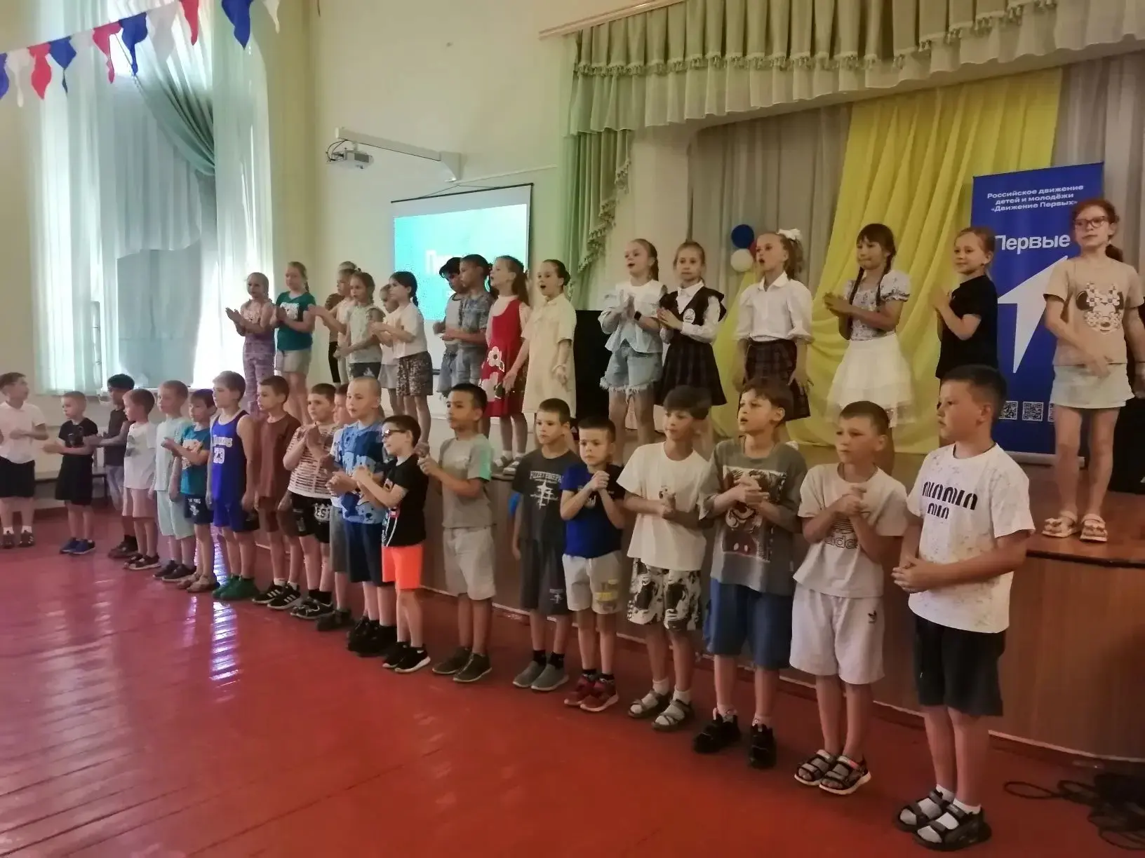 🇷🇺 Сегодня, 12 июня, мы отмечаем День России!
❤️Это праздник, который объединяет всех нас — тех, к