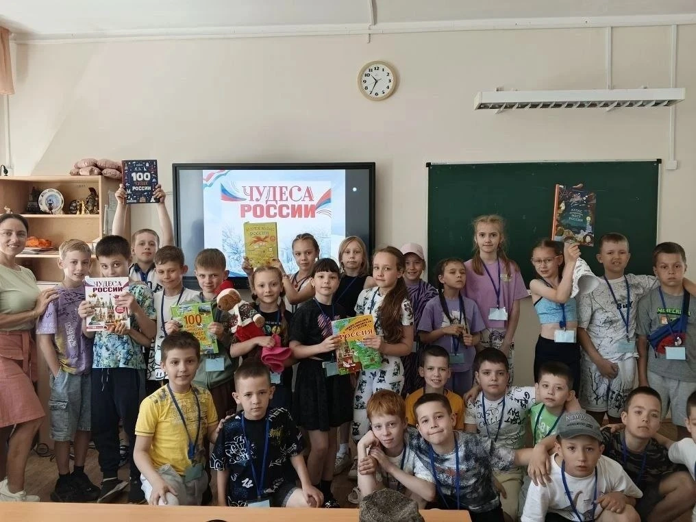 ✨В России много чудес...
Одни мы видим постоянно, другие планируем увидеть в очередной отпуск, а нек