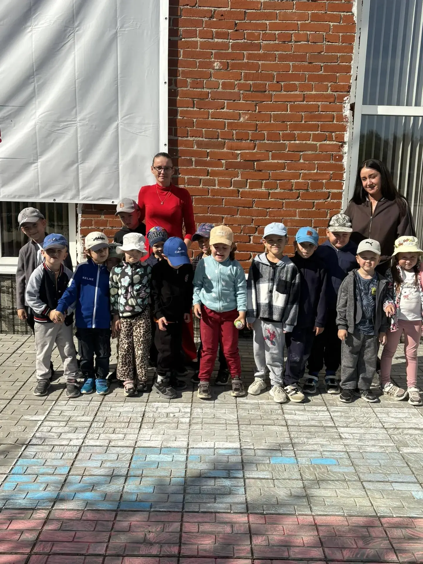 В МКУК «Культурный центр Камышловского района» прошла патриотическая акция «Широка стра...