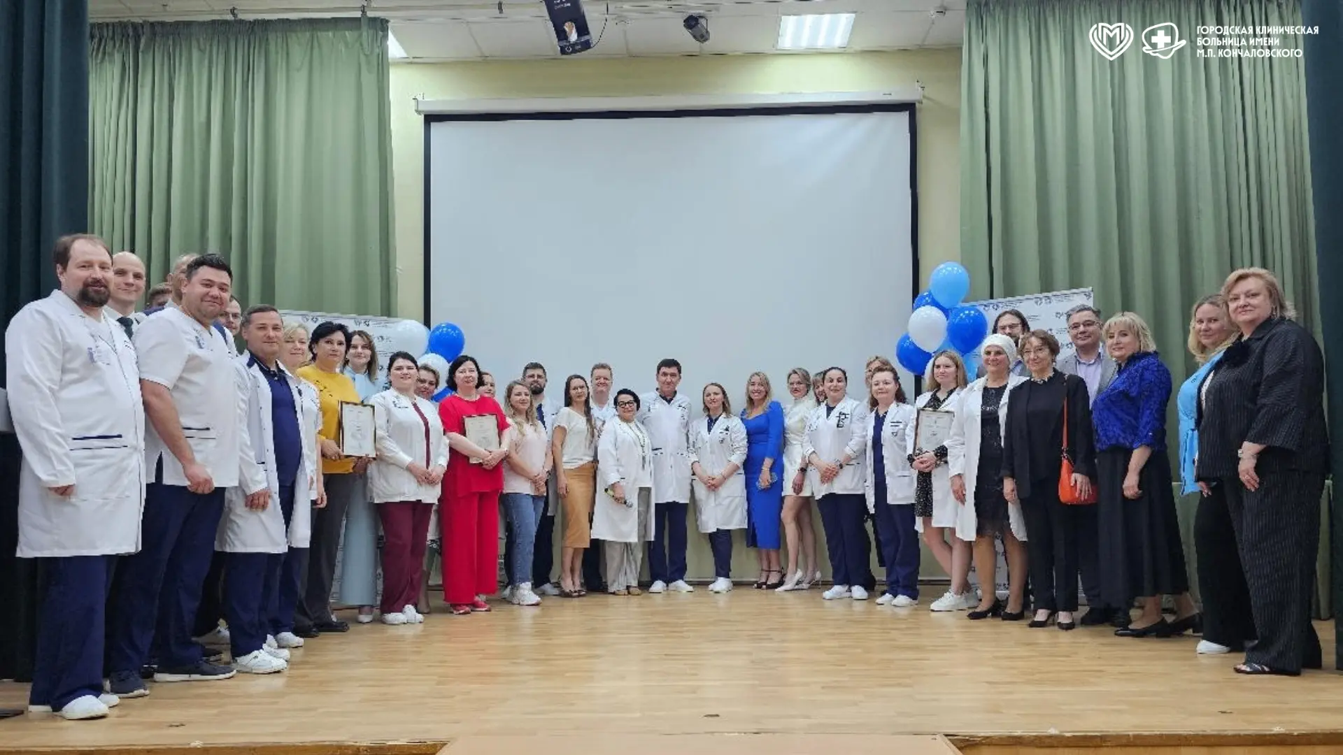 ✨Накануне главного праздника поздравляем наших коллег!

В преддверии Дня медицинского работника в бо