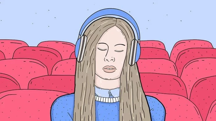 Театральный июль — месяц премьер, гастролей и экспериментов в обзоре главной по театрам...