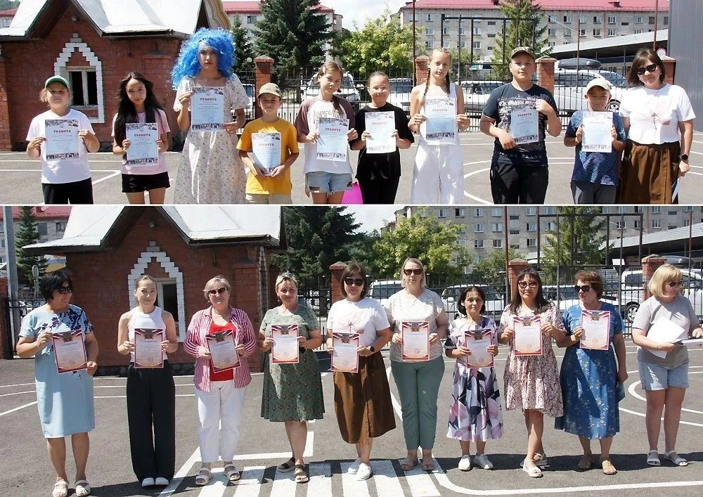 В пришкольном лагере «Маленькая страна» прошла концертная программа закрытия смены

Сегодня, в после