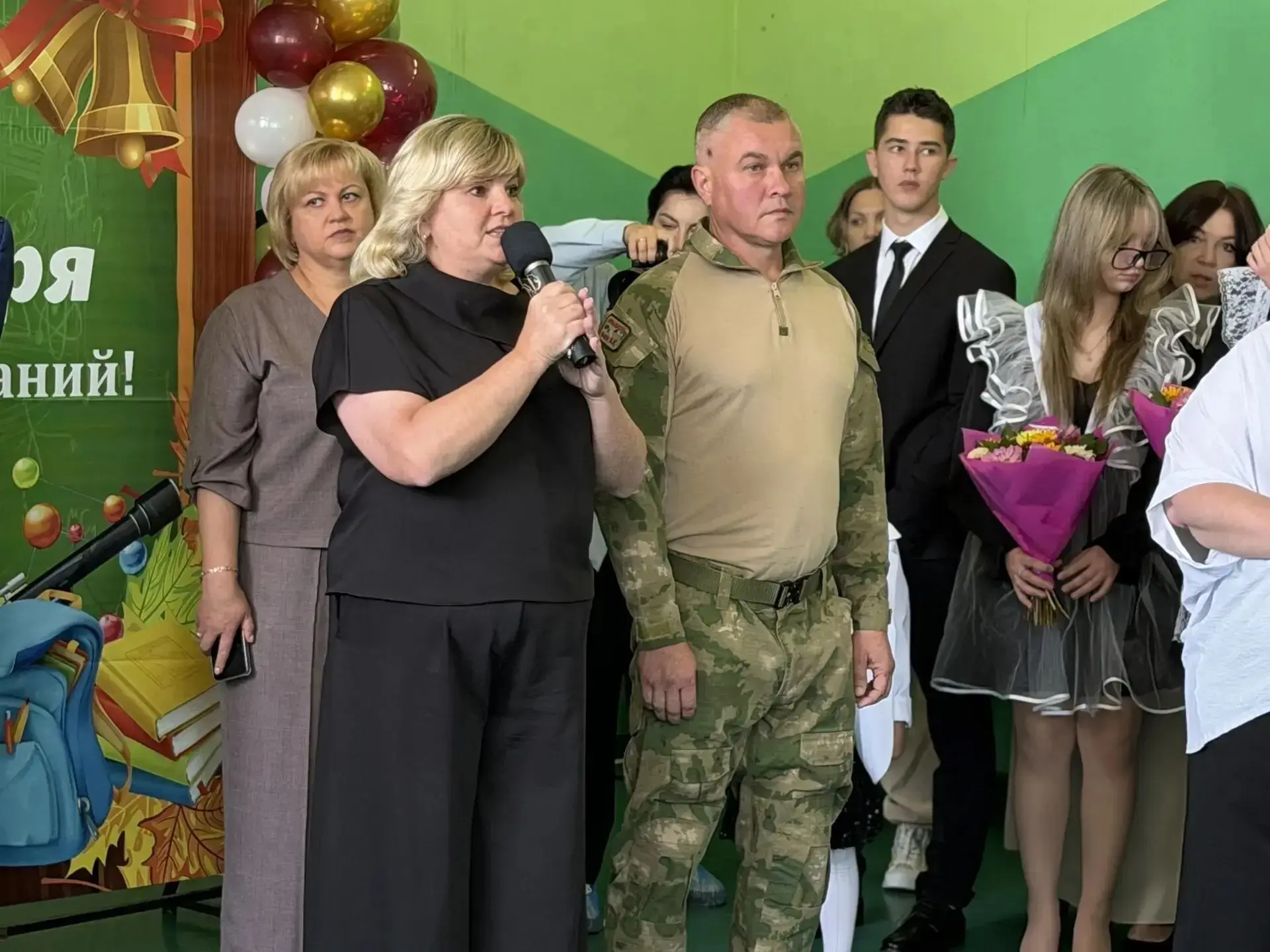 Сегодня в России особенный праздник —День Знаний. Глава Моршанского округа Евгений Буре...