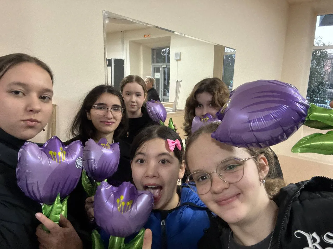 Поздравляем с Днём селфи, соулспейсники🤳

Давайте в честь этого замечательного праздника соберем в 