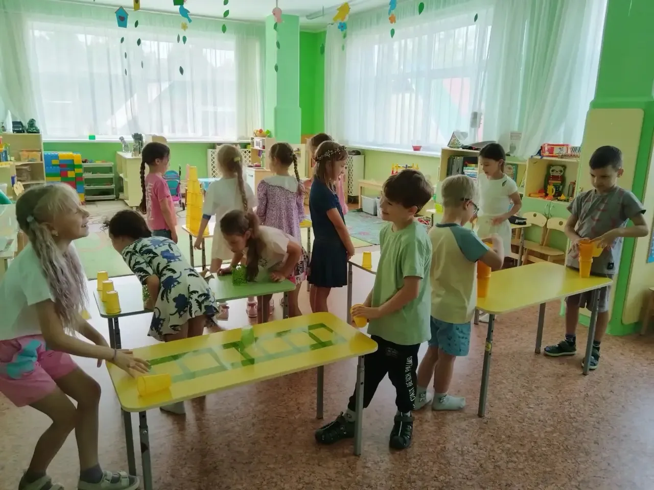 Одиннадцатый день летнего лагеря «Непоседы» в корпусе «Лесная сказка»!☀️

Путешествие продолжается и