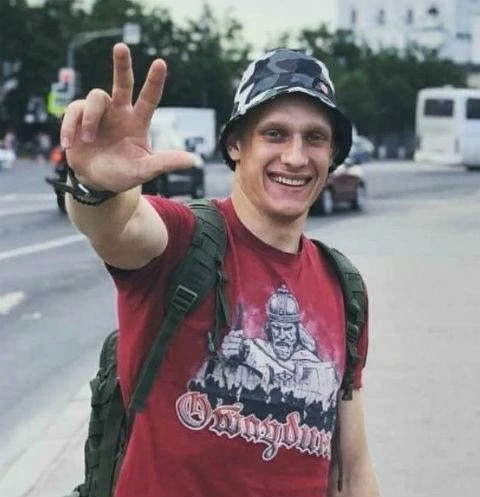 Наш Братишка с позывным Кадет.
Вечная память воину. 

Ценой своей жизни дал отпор неприятелям. 

В н