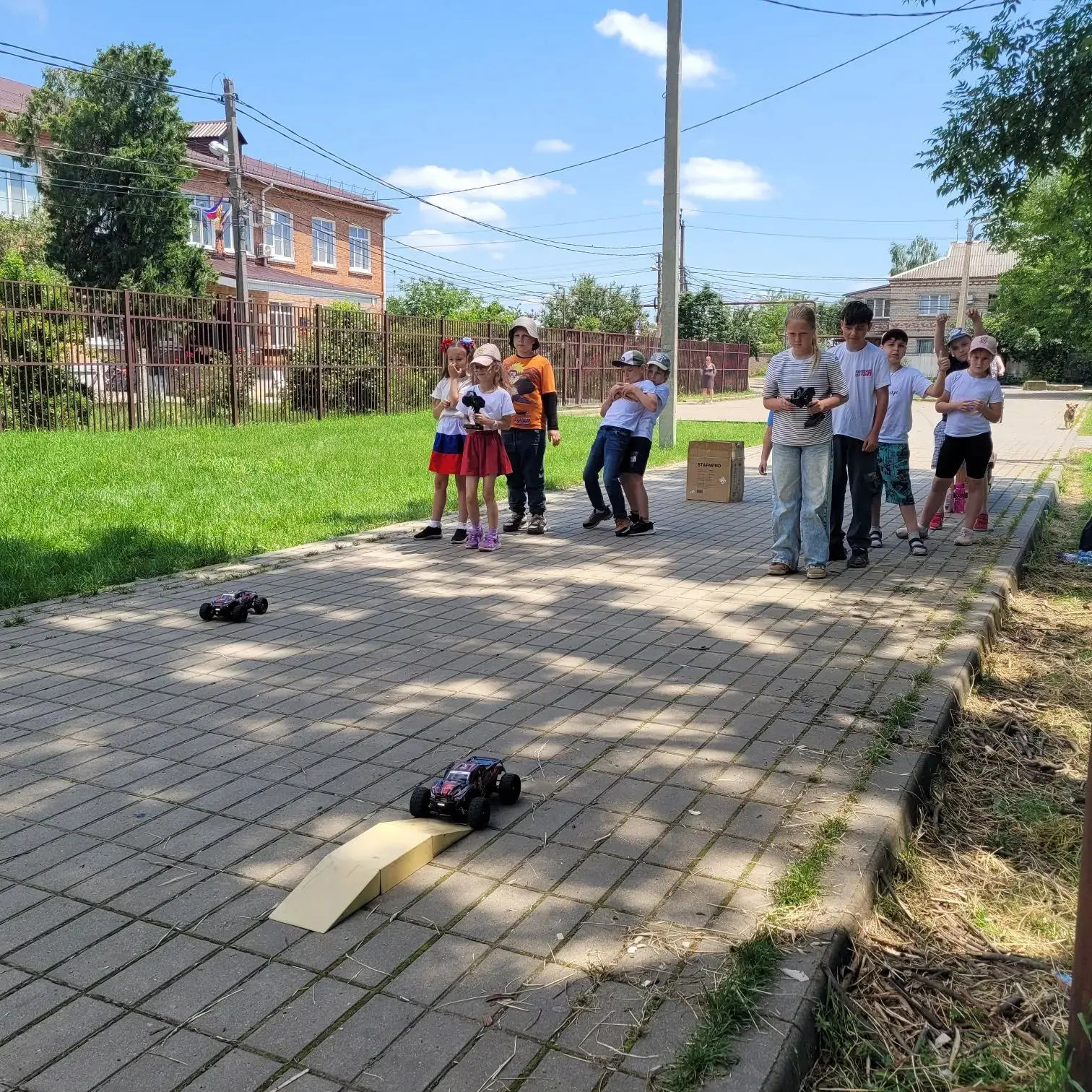 Объединение "Автомодельки". Командные соревнования. Педагог дополнительного образования Немолякина Е