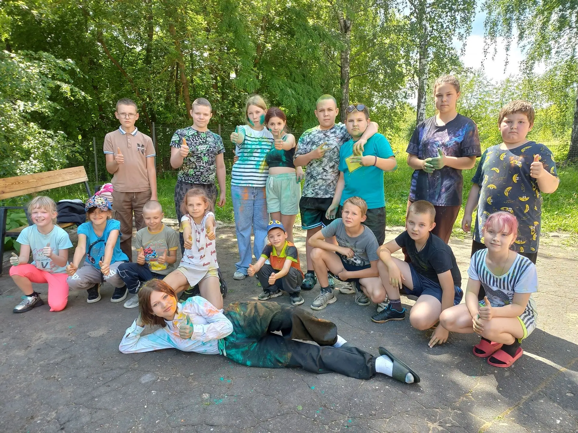 ДЕНЬ 18. ЯРКОЕ ЗАКРЫТИЕ ПРИШКОЛЬНОЙ СМЕНЫ В ЛАГЕРЕ «СОЛНЫШКО»
🥳 Солнце, радость и краски холи: в ла
