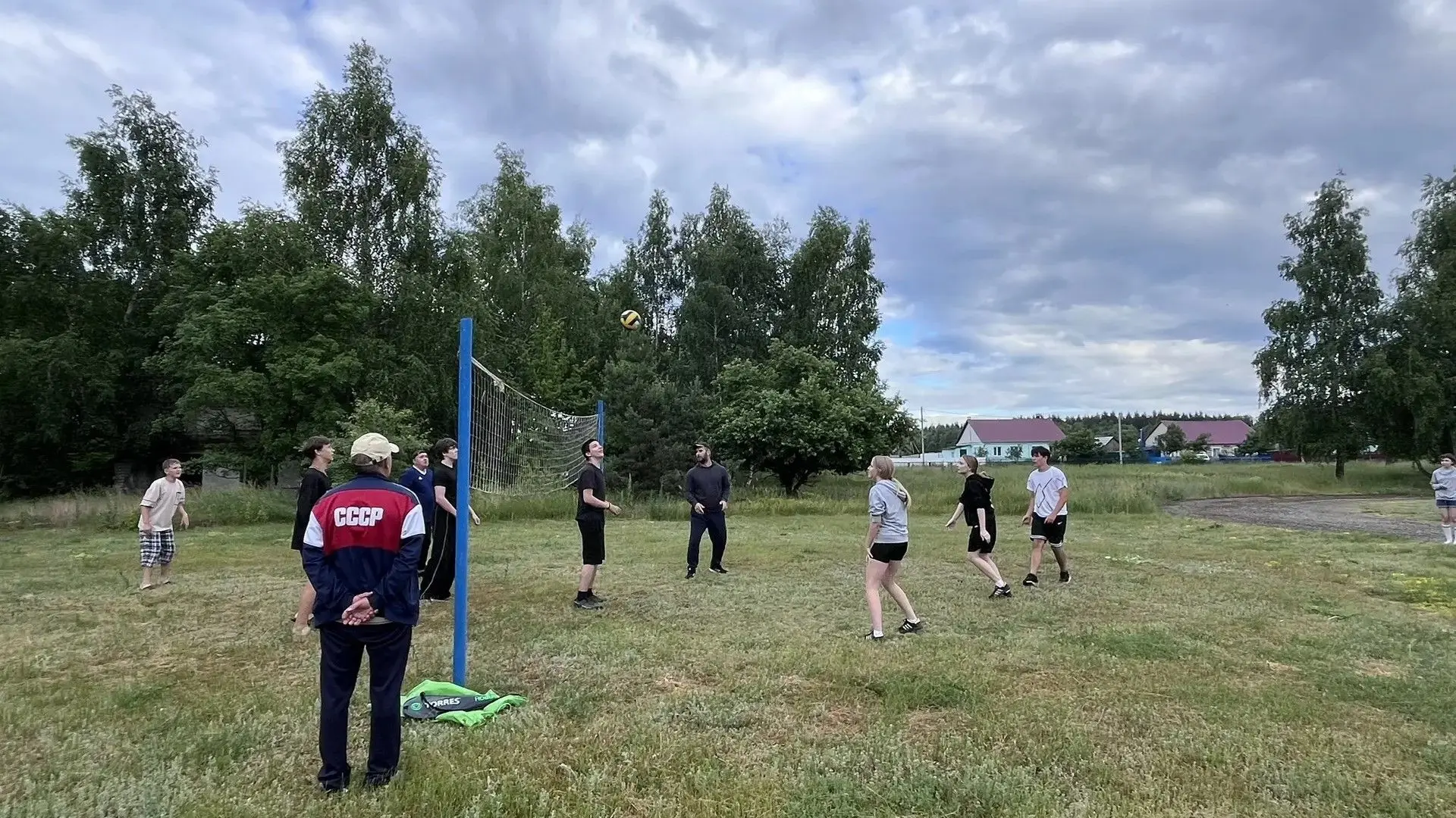 Лагерь труда и отдыха «Контакт» открыл свои двери на базе Боровского филиала МБОУ ООШ с. Поддубровка