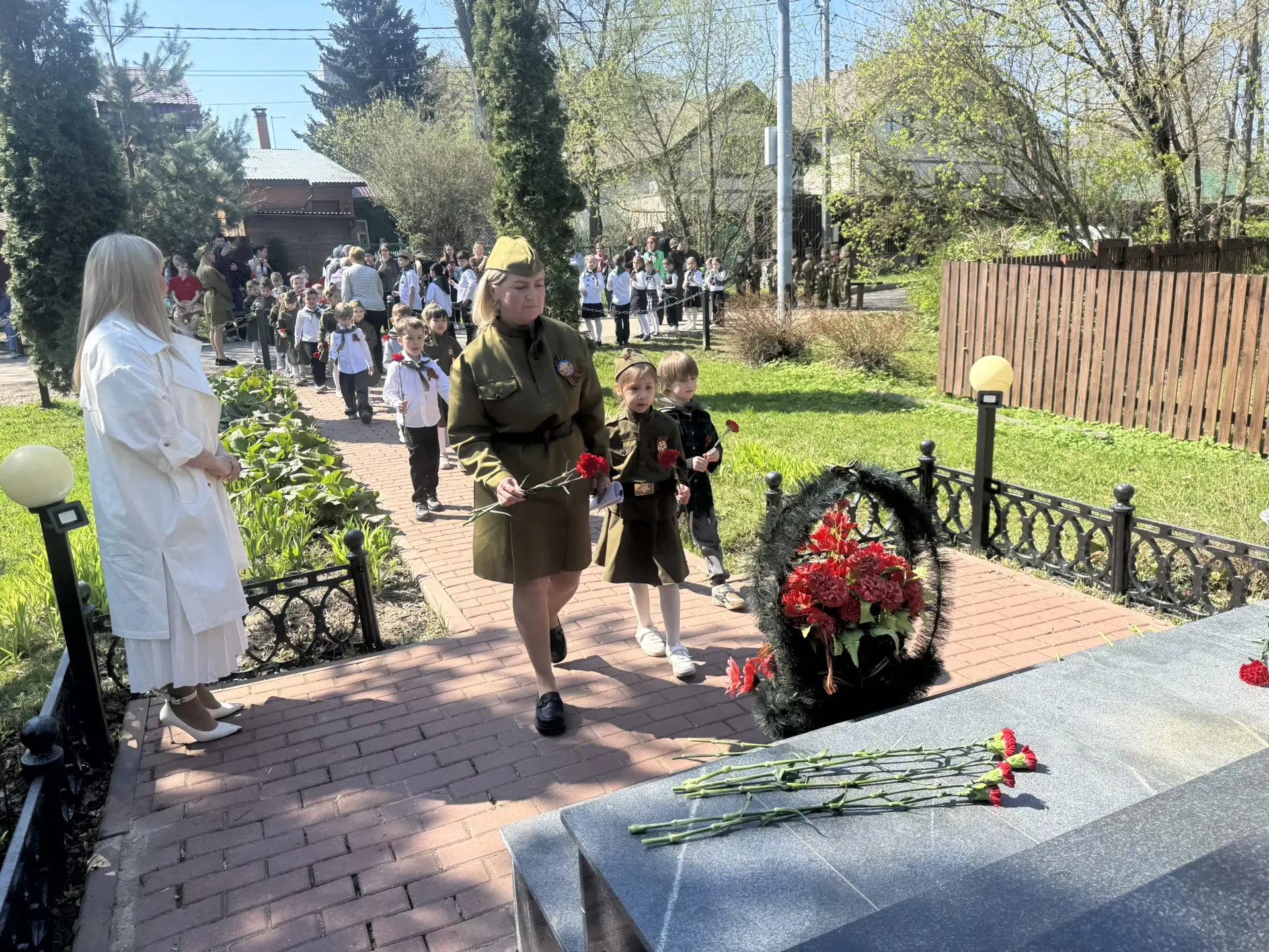 🙌🏼Помним. Чтим. Гордимся.⭐️  ✏️Сегодня мы с честью продолжили нашу добрую традицию. Ученики, воспита