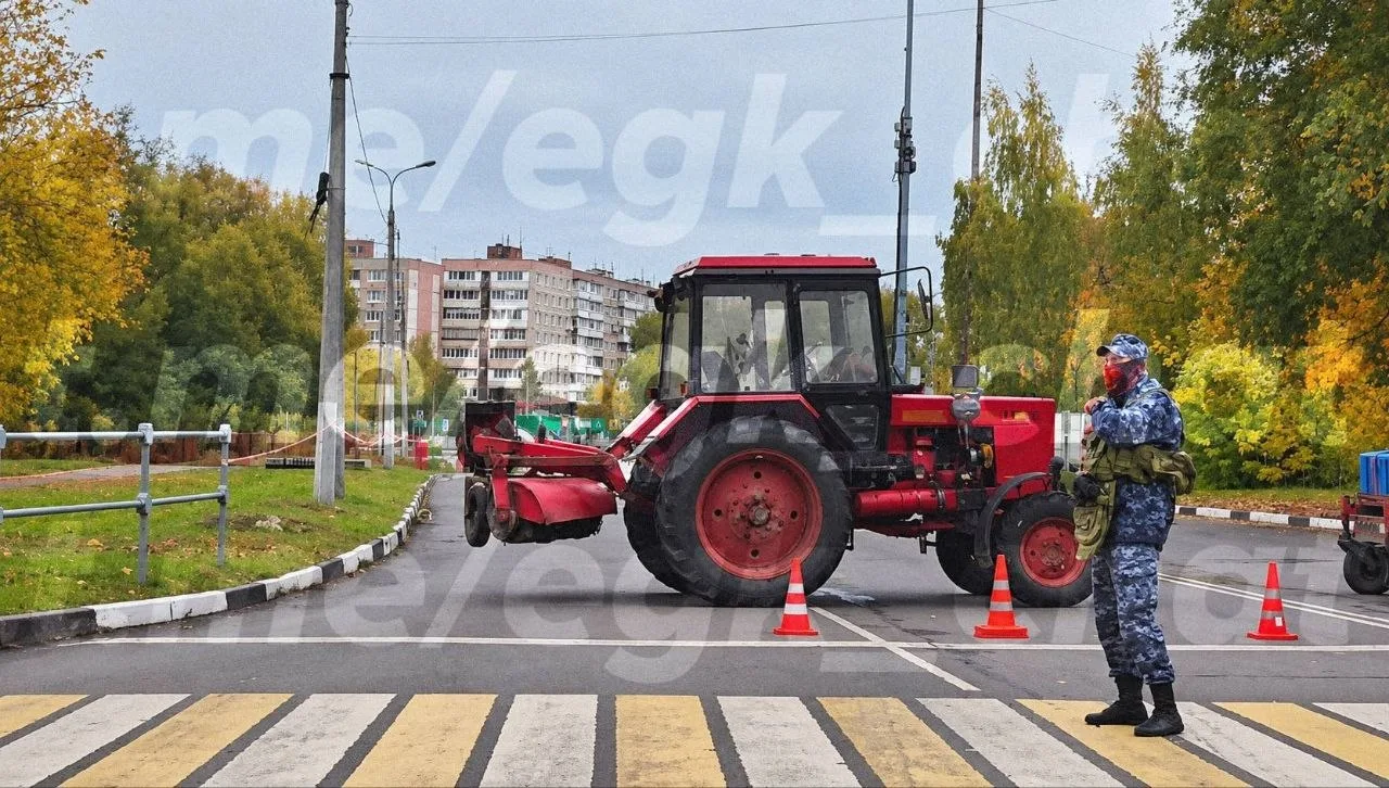 ❗️По предварительной информации, ночью в районе 6-го микрорайона Егорьевска упал БПЛА. ...