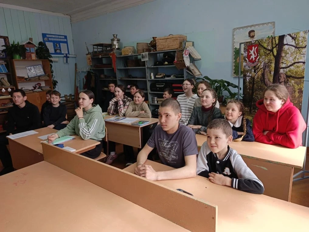 30 апреля в МБОУ "Сурская ООШ" прошел Урок Культуры безопасности, посвященный 81-й годовщине Победы 