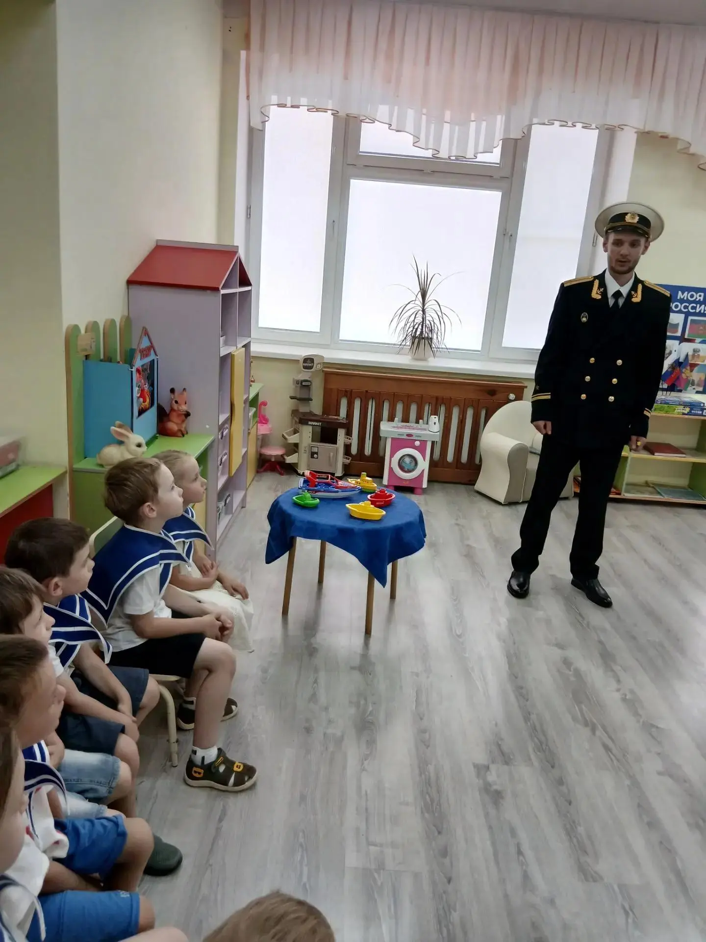 В преддверии празднования Дня Военно‑Морского Флота в нашем детском саду в старшей груп...