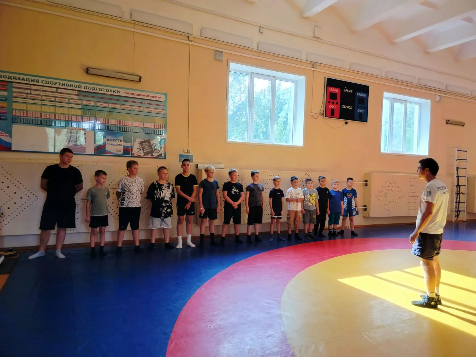 🎉 Сегодня в спортивной школе «Спартанец» прошла линейка под лозунгом «Спорт — против т...