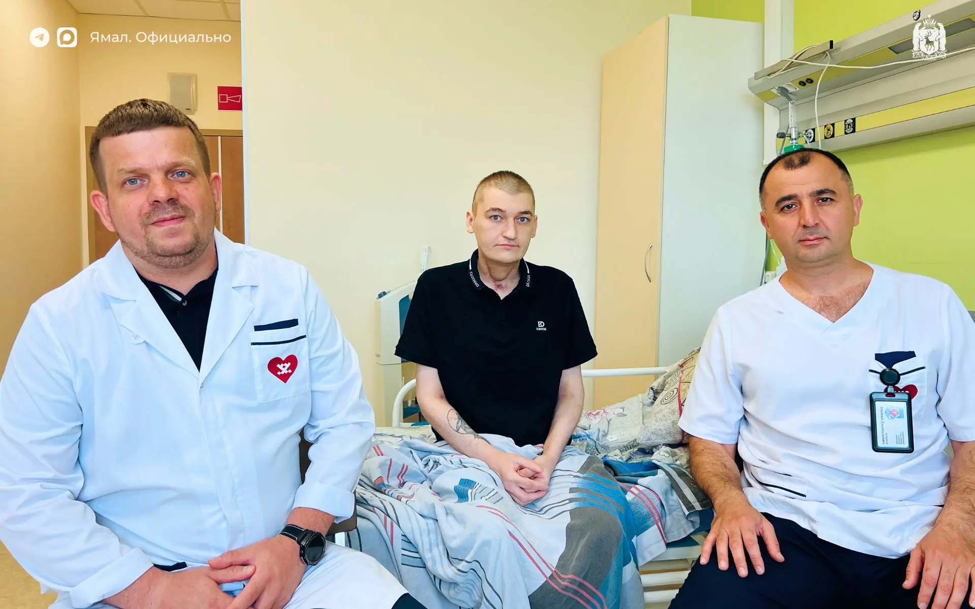 Новоуренгойские врачи почти 3 месяца боролись за жизнь парня, находящегося на грани смерти