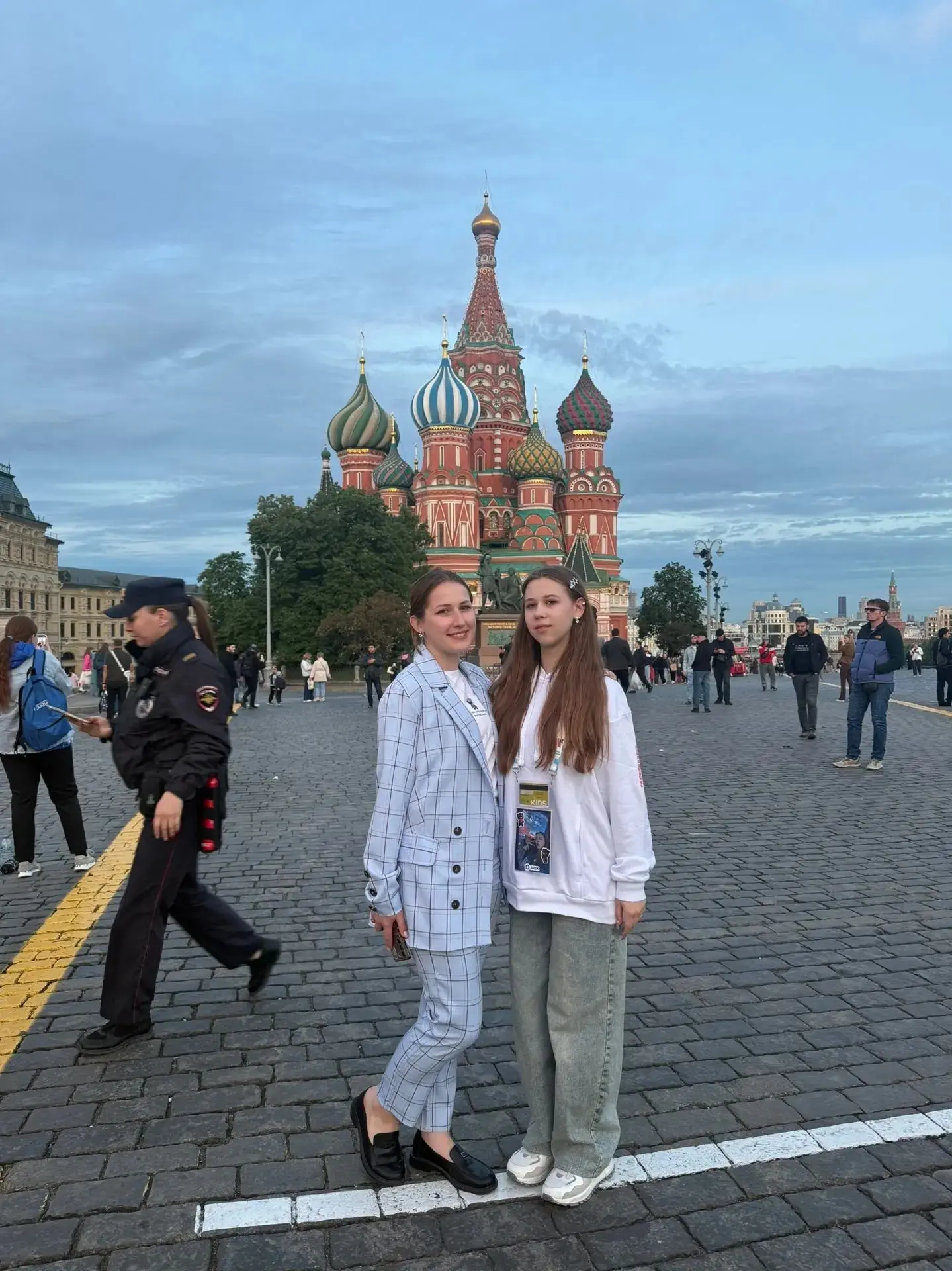 Радостно наблюдать за тем, как наши умные и активные дети уверенно идут вперёд, расширя...