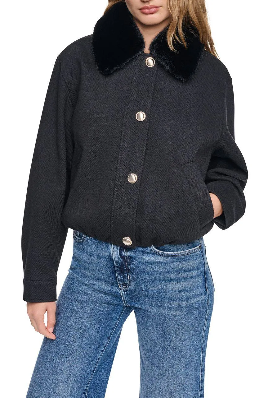 Укороченное пальто DKNY