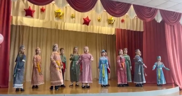 ✨🌷В преддверии 8 Марта наша школа преобразилась! С самого утра царила совершенно особенная, празднич