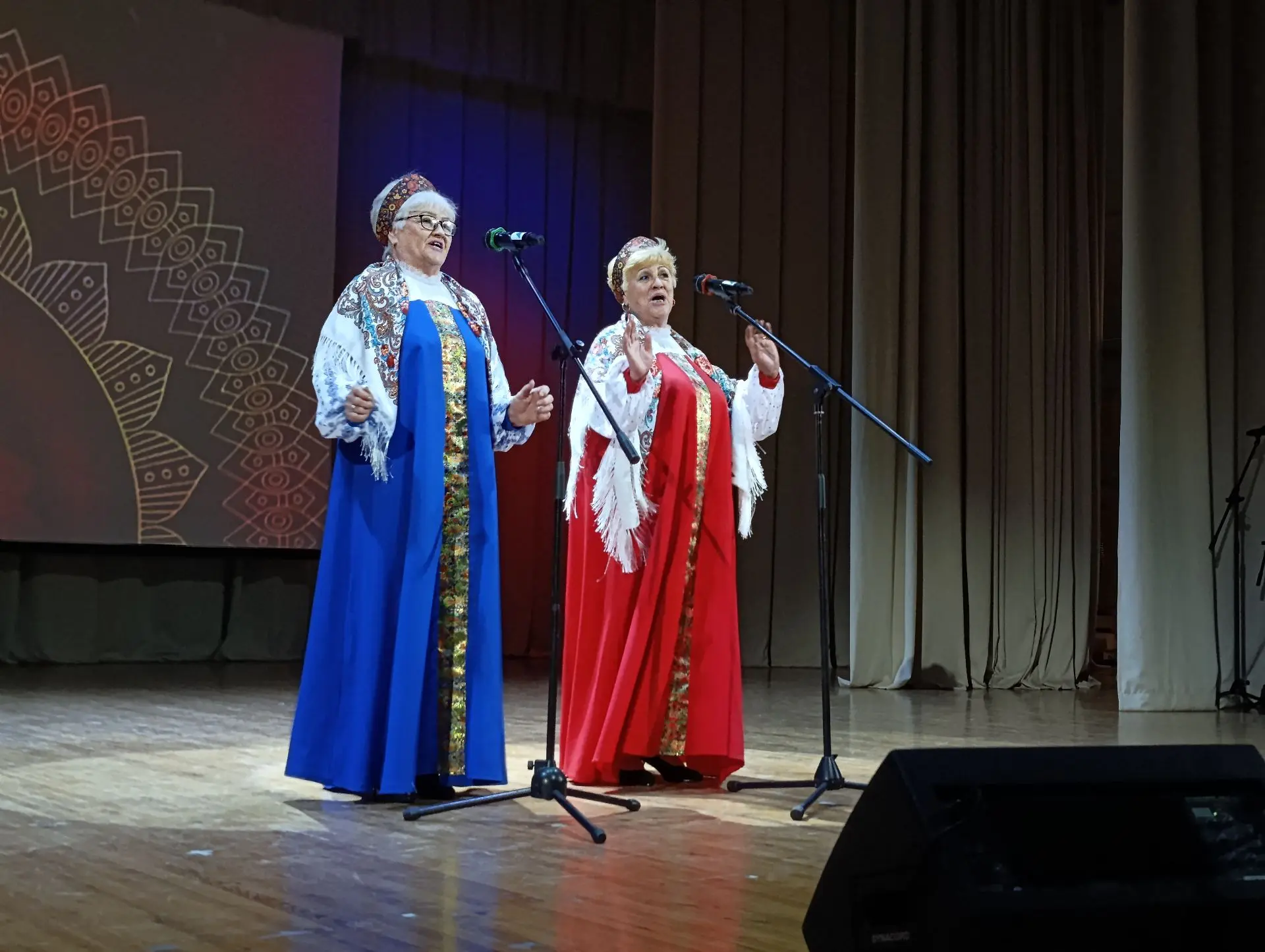 🍁 Сегодня в Молодёжном центре прошёл праздник, посвященный Дню пожилых людей.