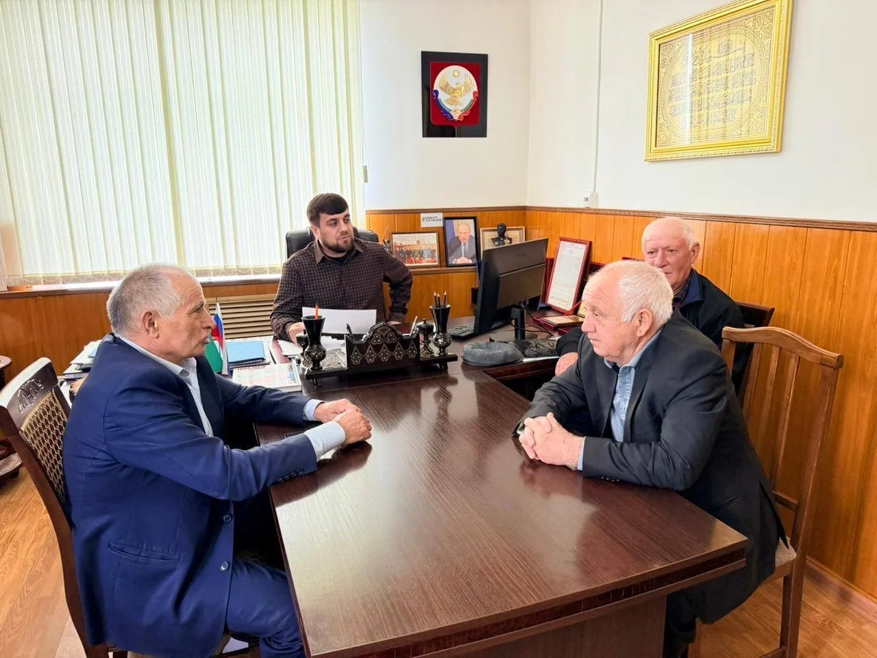 Тем временем, администрация Гергебильского района продолжает работать в штатном режиме....