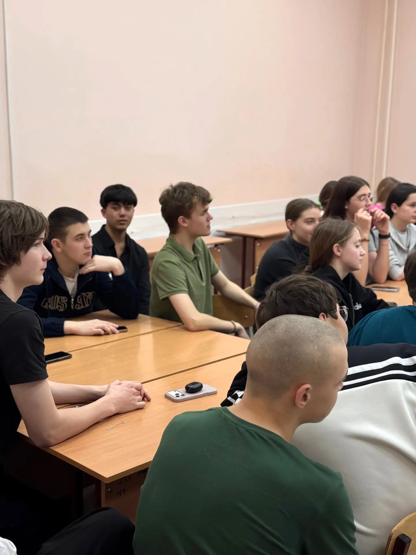 Первокурсники тренируются в отстаивании здорового образа жизни   В марте специалисты Оренбургского о