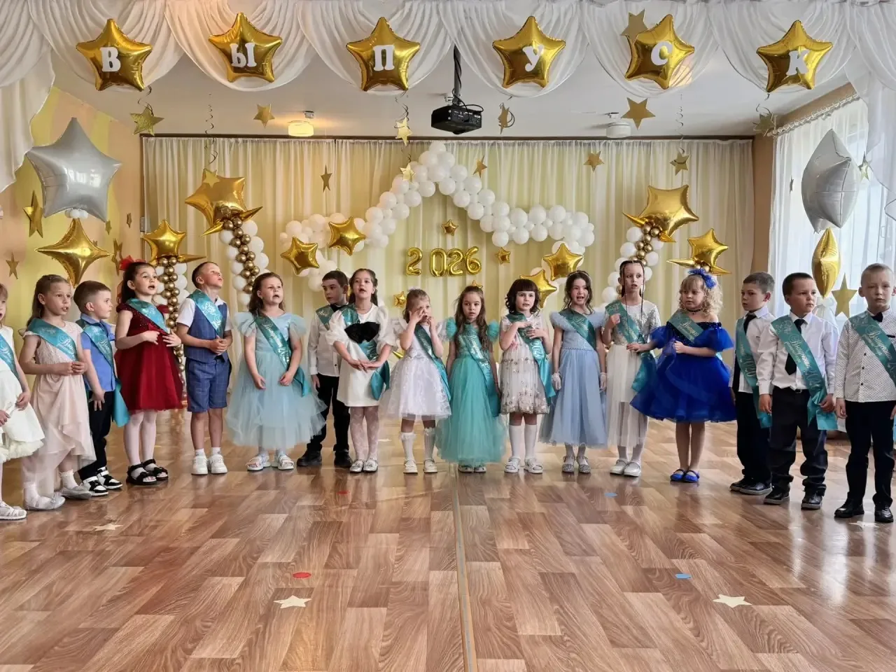 ⭐️🌟💫"Звездочки" зажглись на нашем выпускном балу! ⭐️🌟💫