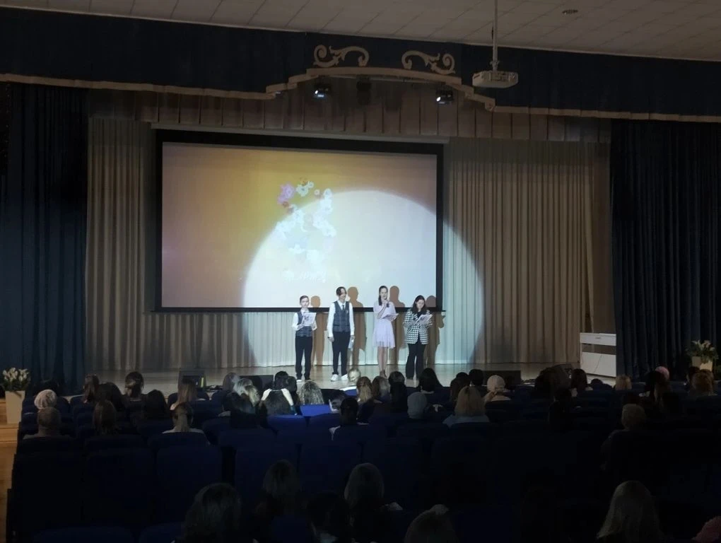 6 марта,  в стенах нашего лицея прошел замечательный концерт, посвященный нашим любимым мамам! 🎉💖 Уч