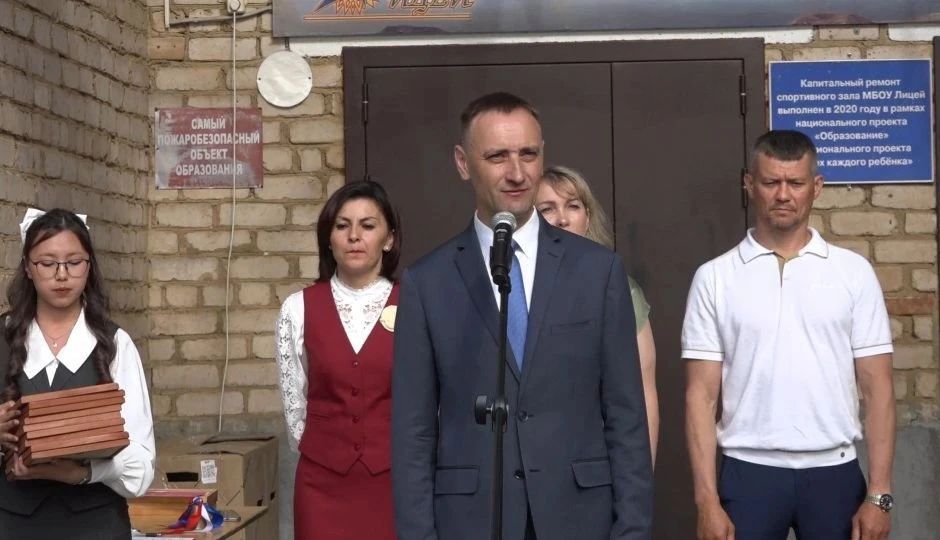 Дорогие выпускники, педагоги, родители!