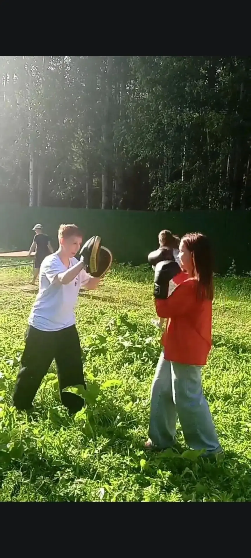 Русская Община Серова зажгла юные сердца в лагере "Весёлый Бор"!

В пионерском лагере "Весёлый Бор" 