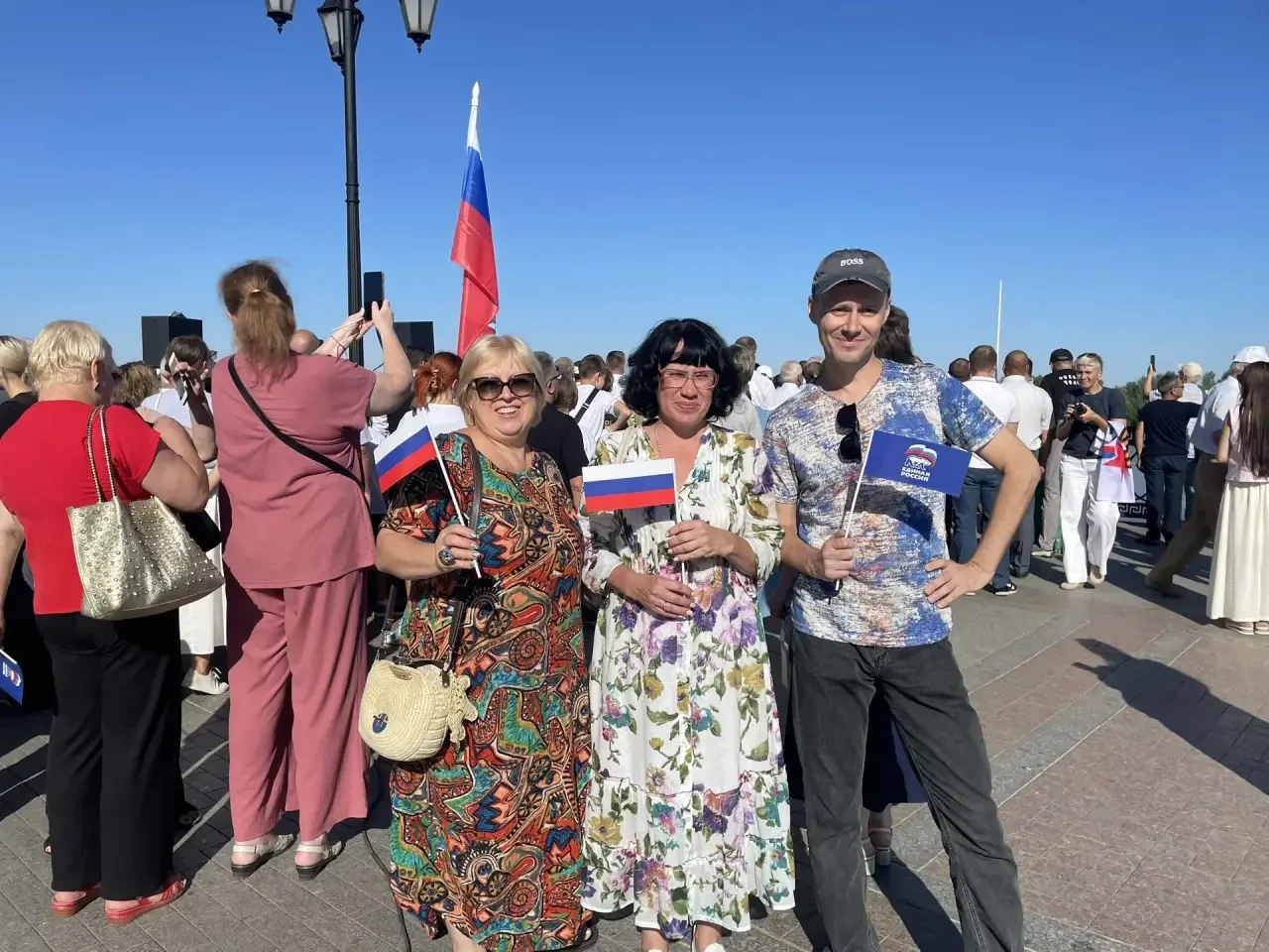 Сегодня на Набережной р. Волги состоялось торжественное мероприятие, посвященное Дню Го...