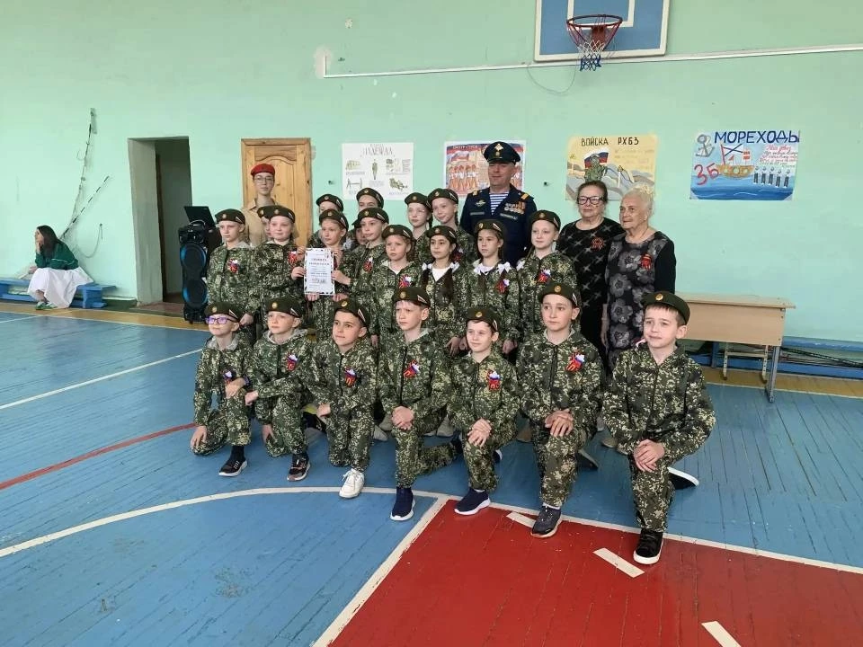 В преддверии Дня Победы в гимназии прошёл Смотр-конкурс строя и песни, посвящённый 81- годовщине Поб