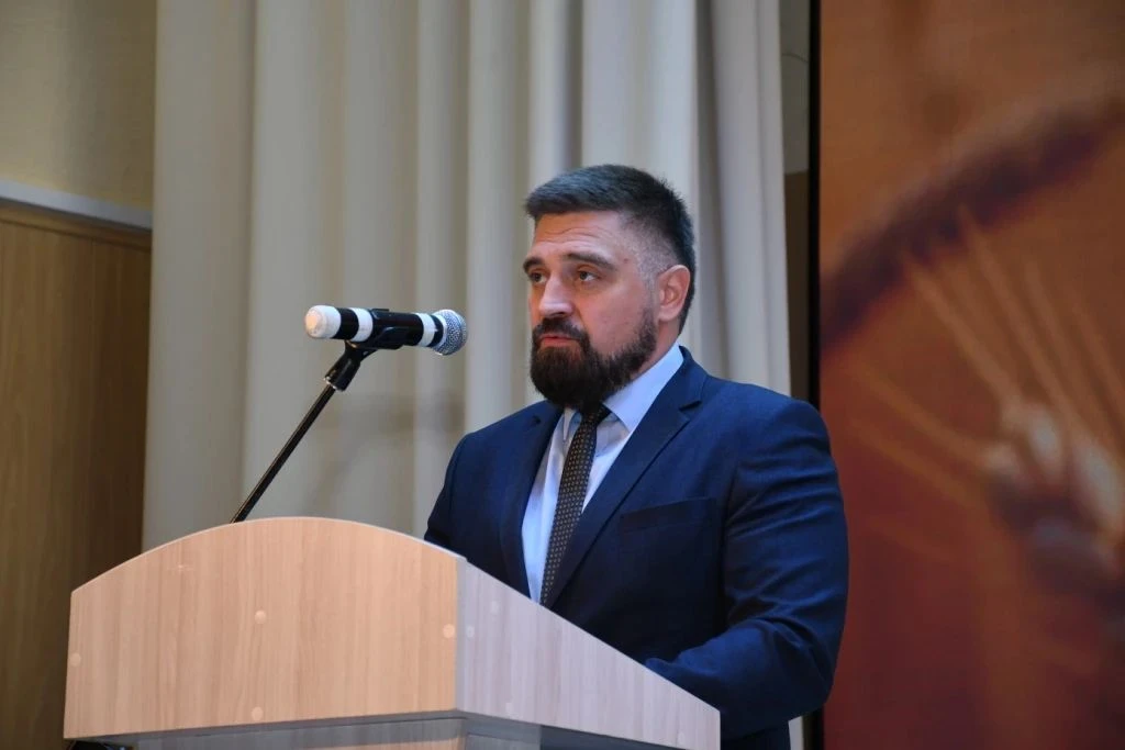 Уважаемый Владимир Анатольевич!