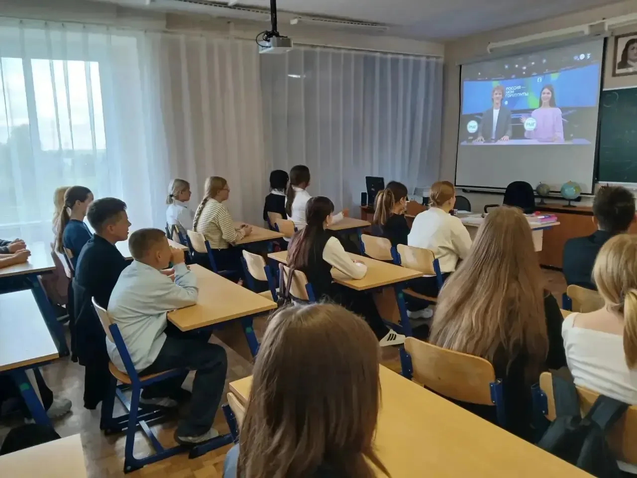 🇷🇺 Сегодня в нашей школе прошло первое установочное занятие профориентационного курса...